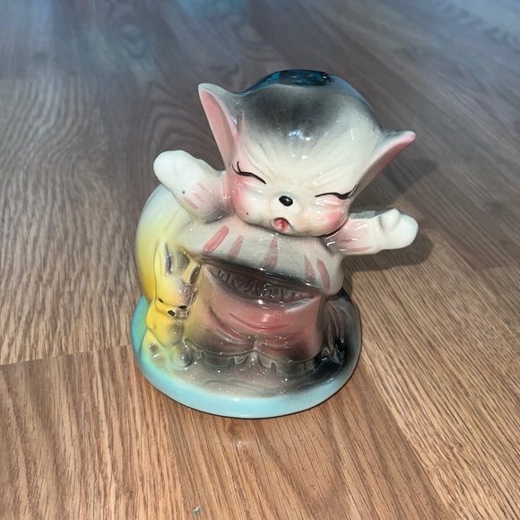 Vintage mid century cat bunny planter